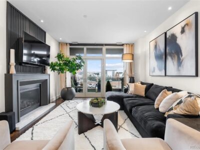 Beautifully upgraded 1 bedroom (333 S Monroe Street Unit 211, Denver, CO 80209)