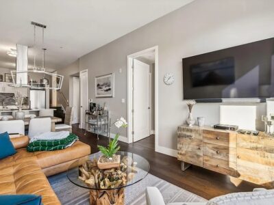 Situated at the gateway to the East End (99 Federal Street , Portland, ME 04101 )