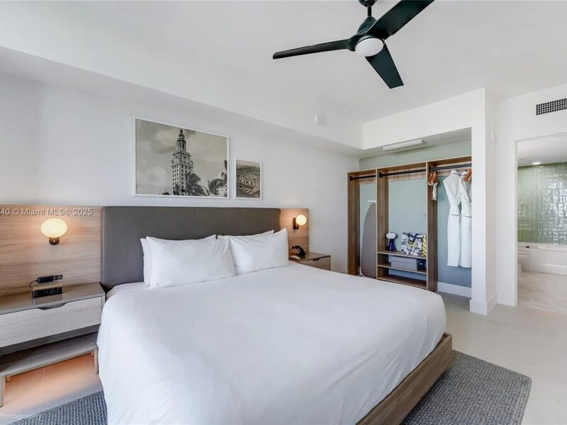 Perfect location in downtown Miami (601 NE 1st Ave, Miami, FL 33132 )