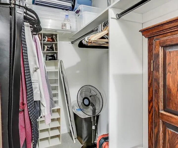 Completely furnished (1445 N State Pkwy Chicago, IL 60610 )