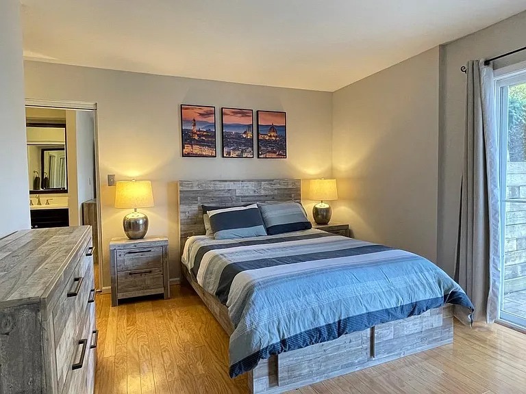 Furnished garden style apartment