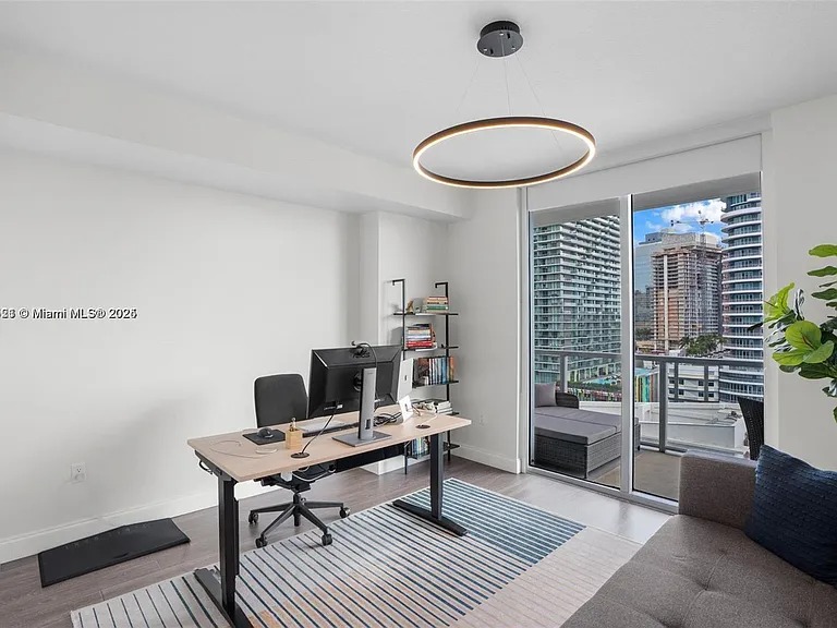 Stylishly Furnished High floor 2BD/2BA (79 SW 12th St, Miami, FL 33130)