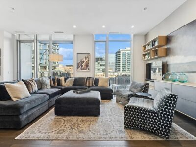 Exceptionally designed 2 bedroom 2.5 bath home (Chicago, IL 60654 )