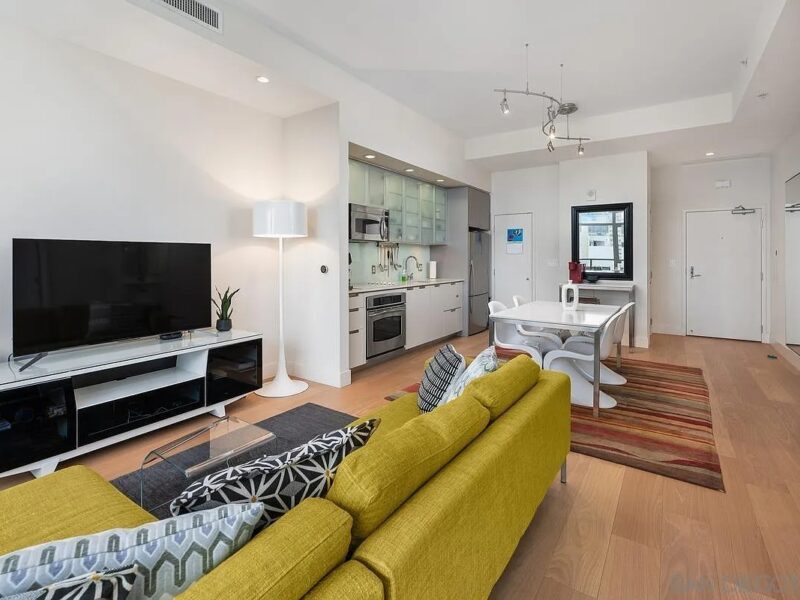 Luxury 11th-Floor Condo with Bay & Petco Park Views in Downtown San Diego