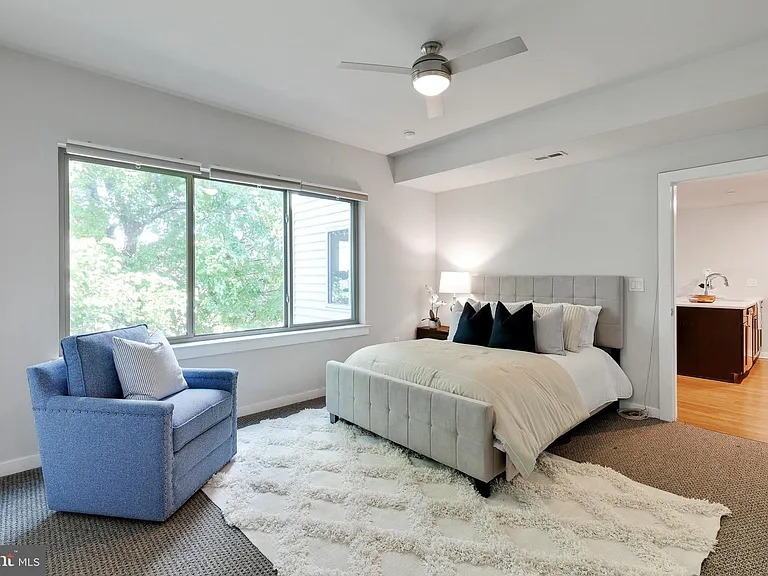 Fabulous 1 bedroom, 1 bathroom ( 1608 Ridge Ave , Philadelphia, PA 19130 )