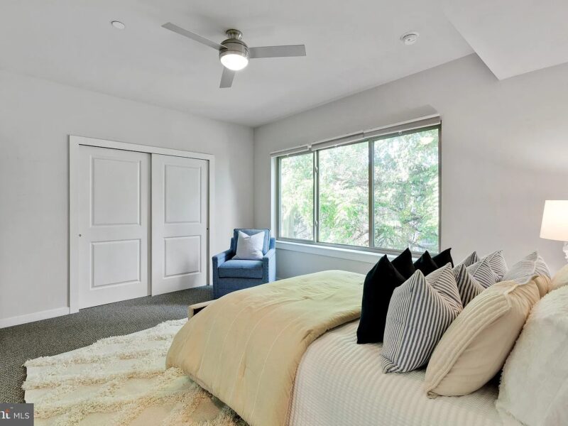 Fabulous 1 bedroom, 1 bathroom ( 1608 Ridge Ave , Philadelphia, PA 19130 )