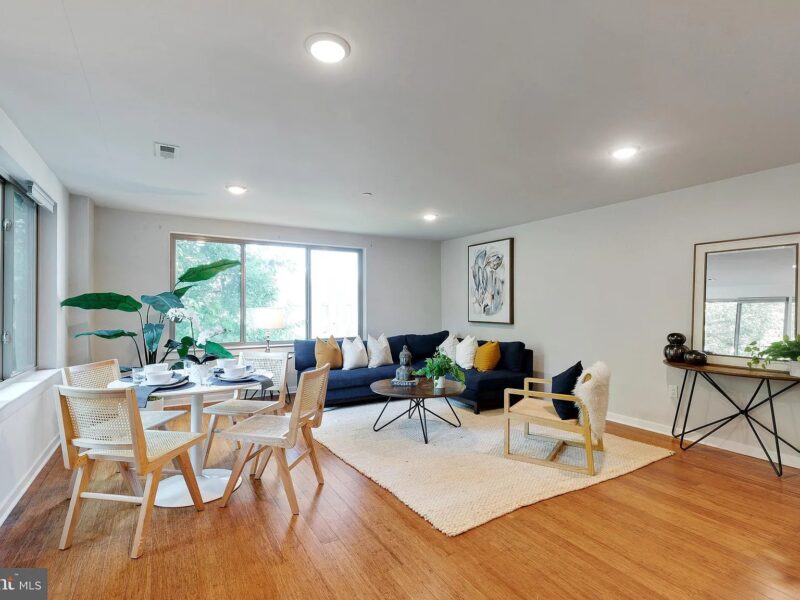 Fabulous 1 bedroom, 1 bathroom ( 1608 Ridge Ave , Philadelphia, PA 19130 )
