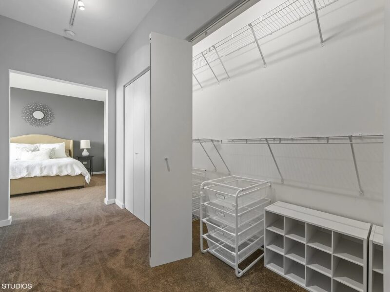 Beautifully upgraded one bedroom home in Chicago