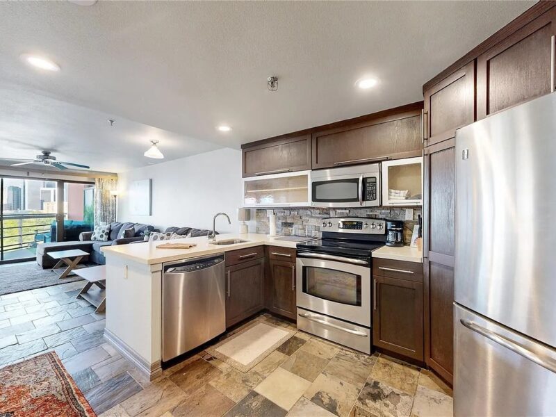 Stylish 1-bedroom,1-bathroom condo in Denver