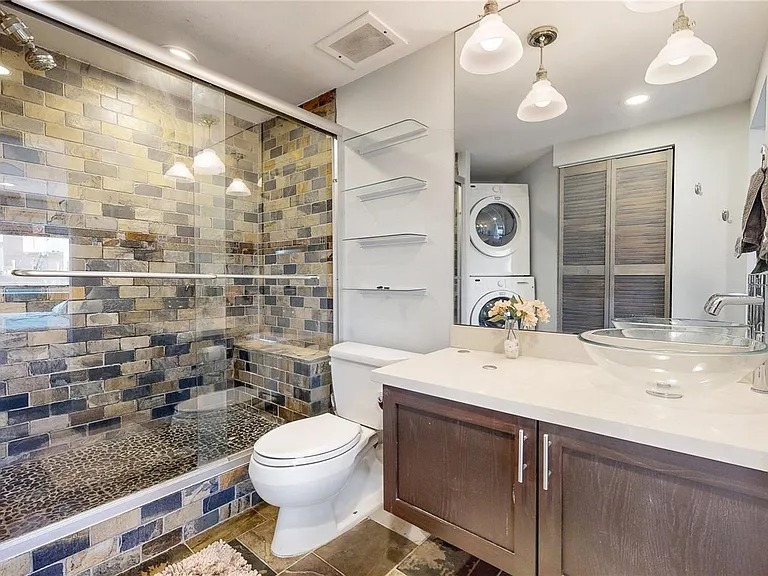 Stylish 1-bedroom,1-bathroom condo in Denver