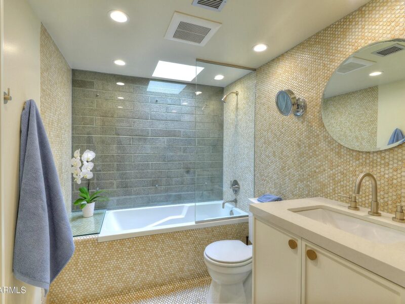 One bedroom unit in Phoemix AZ