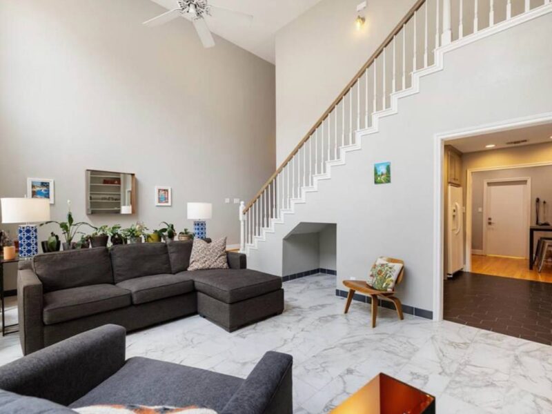 Charming 2bd fully furnished available in Houston