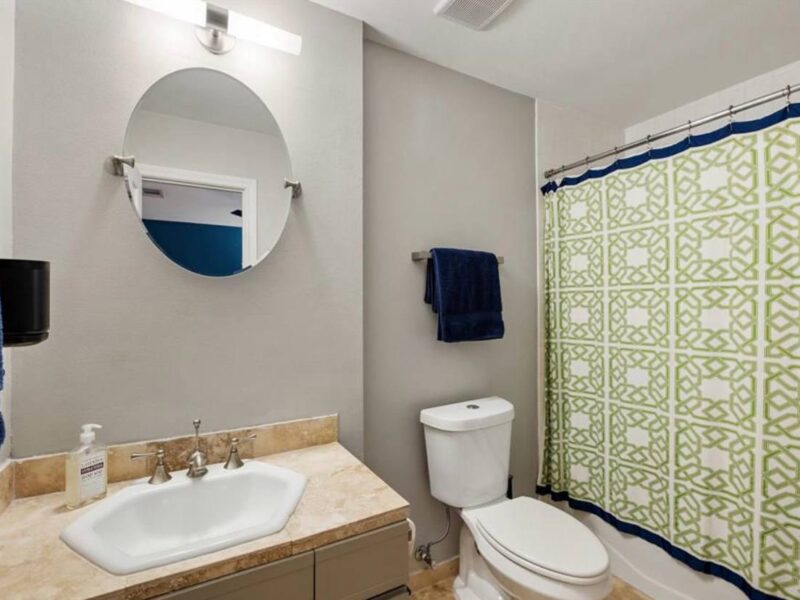 Charming 2bd fully furnished available in Houston