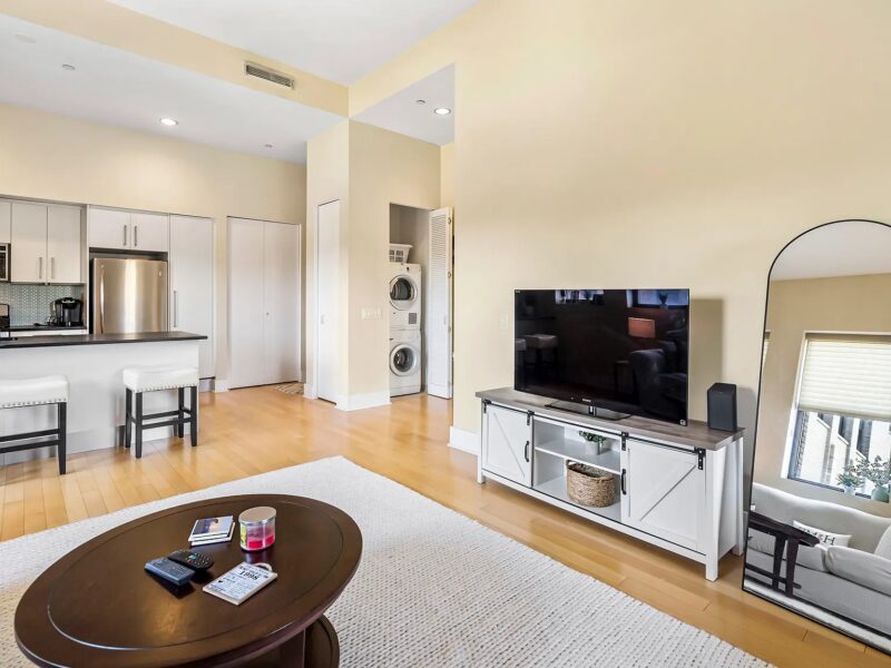 Luxury one bedroom apartment in Jersey City NJ