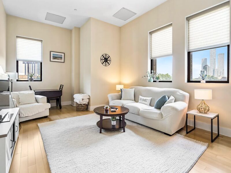 Luxury one bedroom apartment in Jersey City NJ