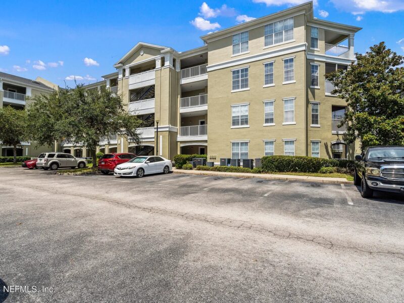 UPDATED 1 bed / 1 bath in Jacksonville FL