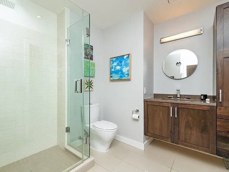 South facing 1 BR in Boston