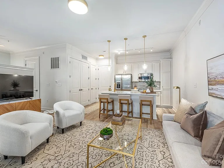 fully updated condo in Charlotte NC