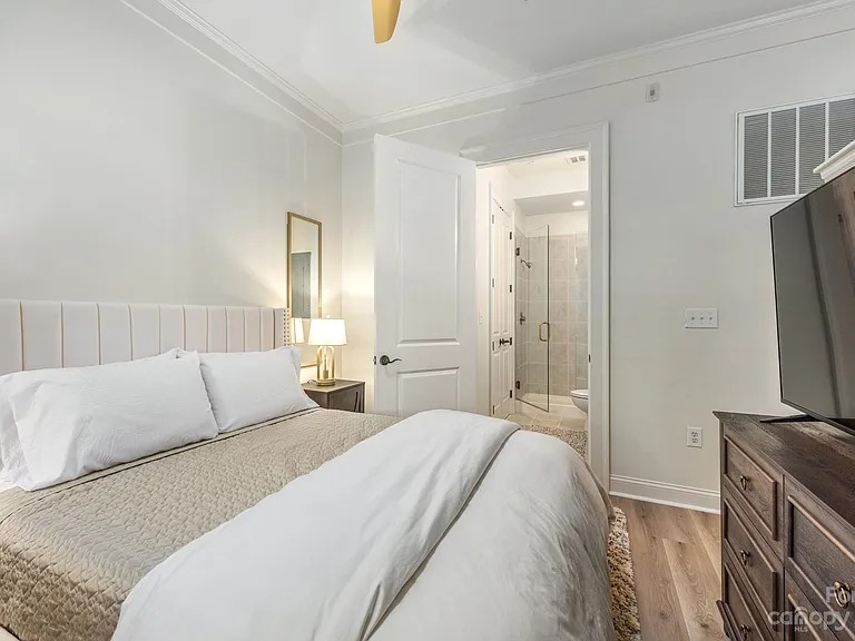 fully updated condo in Charlotte NC