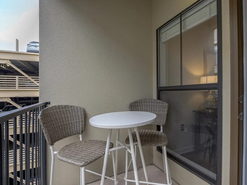 Charming move-in ready condo in Nashville TN