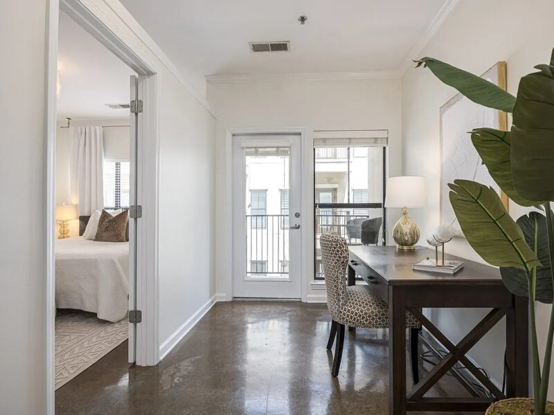 Charming move-in ready condo in Nashville TN