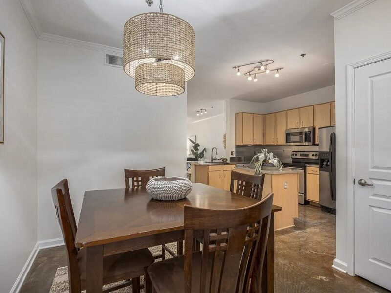 Charming move-in ready condo in Nashville TN