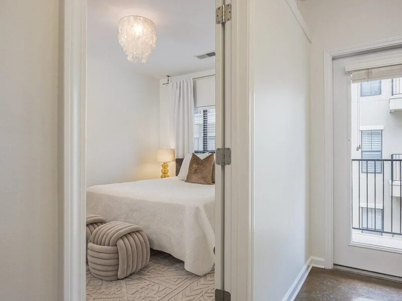 Charming move-in ready condo in Nashville TN