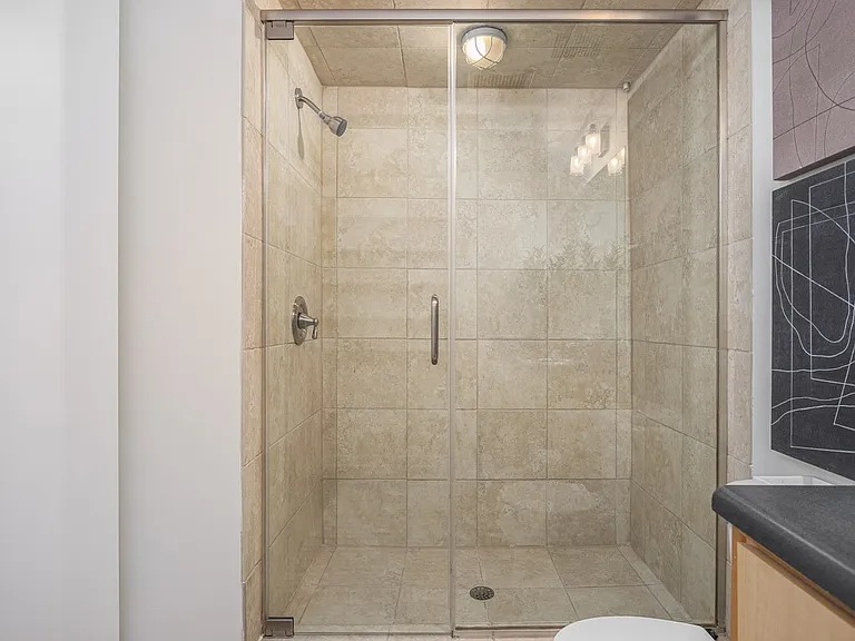 Charming move-in ready condo in Nashville TN