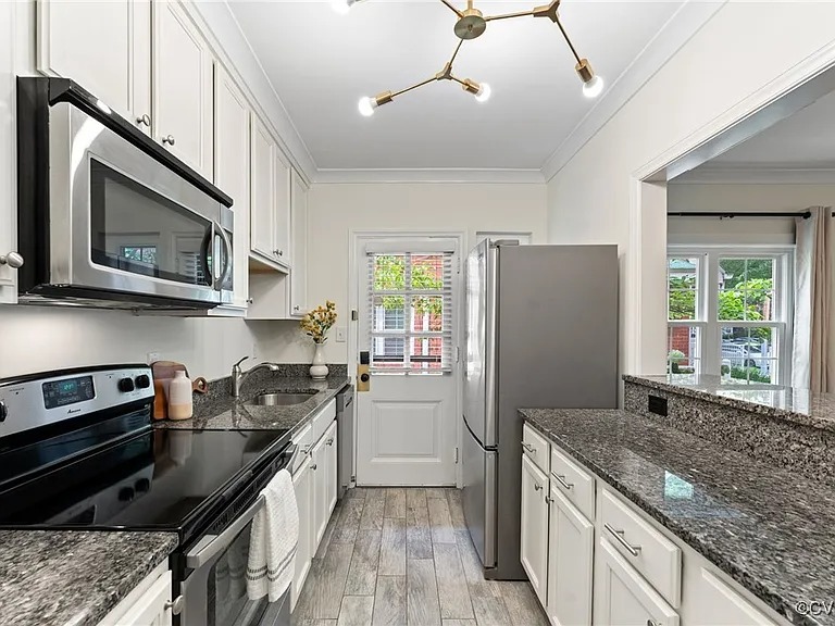 One bedroom and one bath in Richmond VA