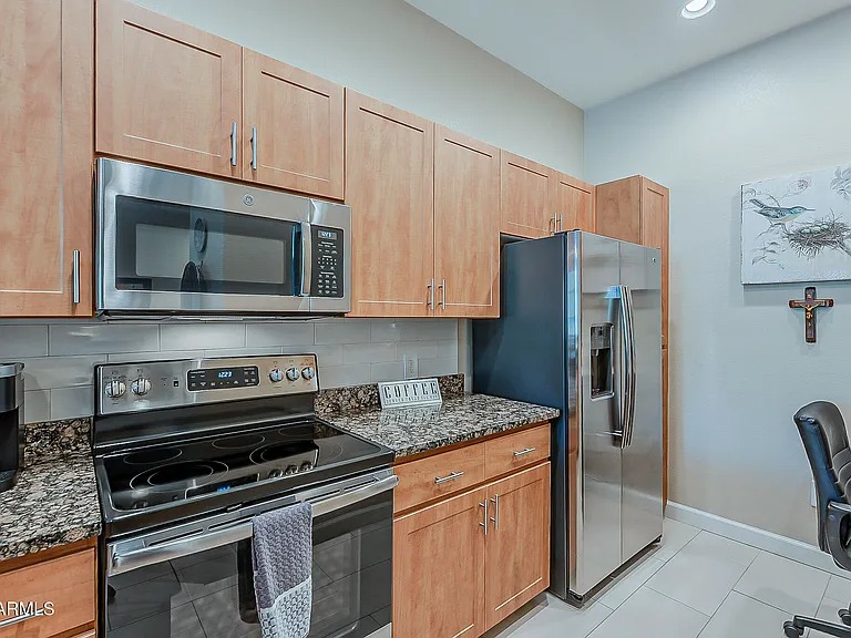 Move-in ready Condo blends comfort and style in Phoenix AZ