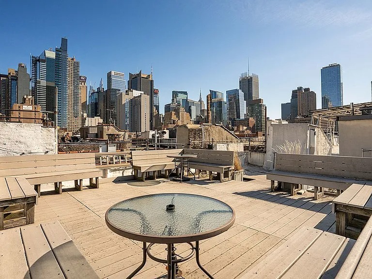 Stylish and sophisticated one bedroom apartment in New York