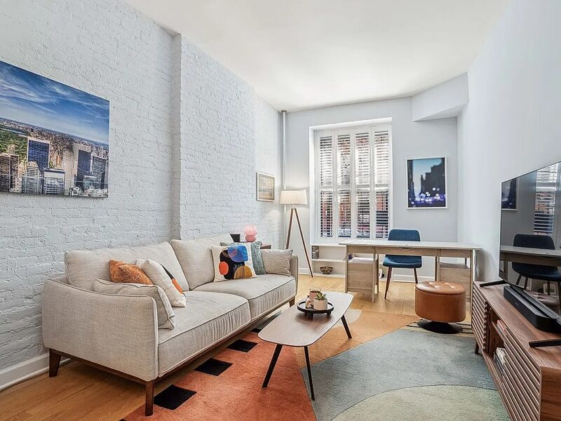 Stylish and sophisticated one bedroom apartment in New York