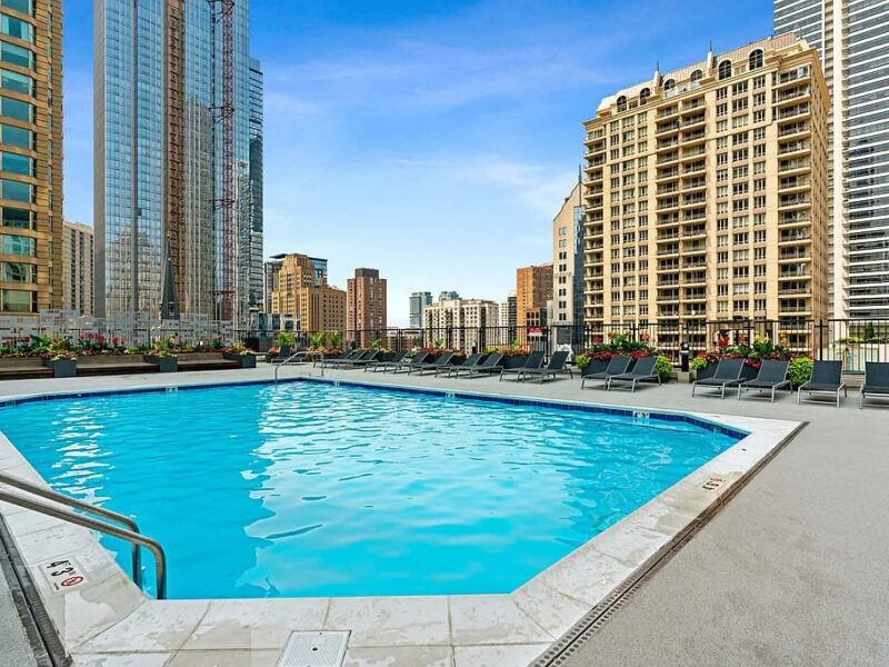 Furnished one-bedroom, one-bath condo in chicago